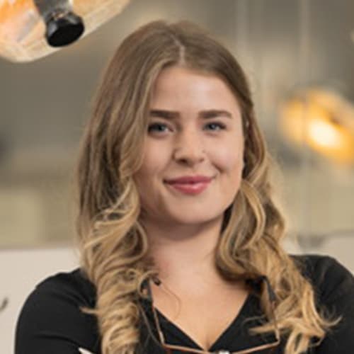 Dr. Alicia Marchand, Dentiste à Laval